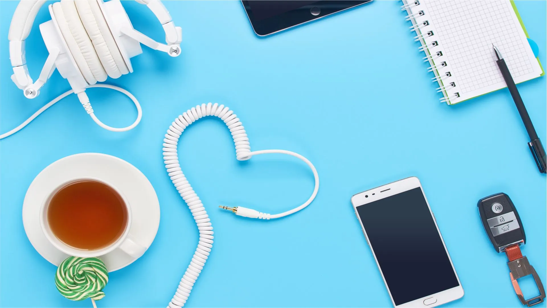 10 Keep Electronics Organised
